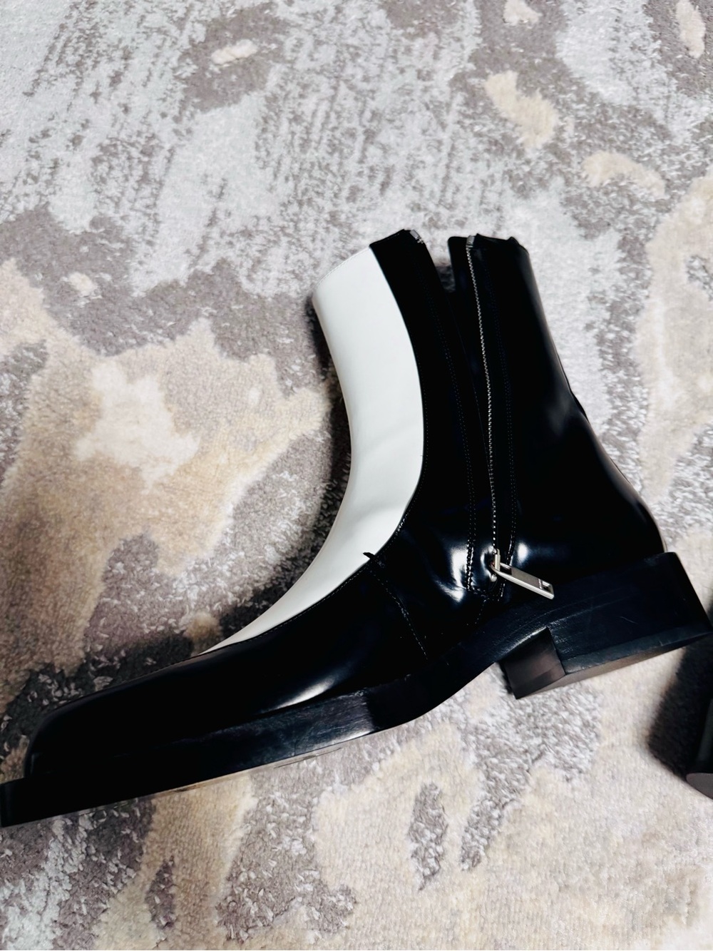 Jil Sander Black and White Leather Ankle Boots - Picture 5 of 6